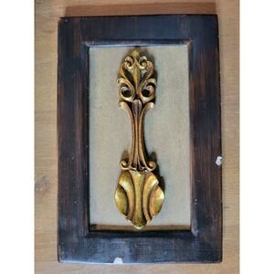 Resin faux wood brown framed Wall Decor golden ornate Spoon kitchen wall gallery